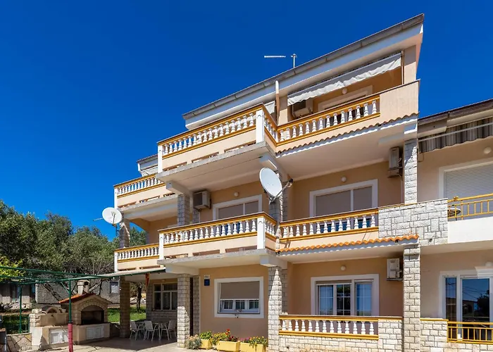 In Rab With Wifi Rab Town