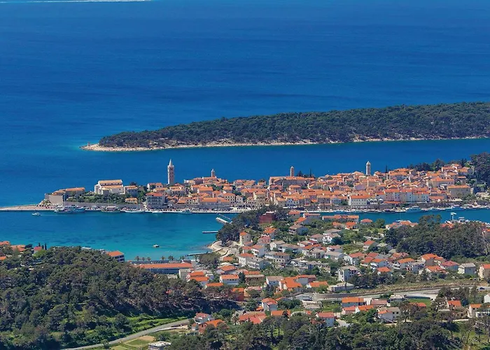 In Rab With Wifi Apartment *