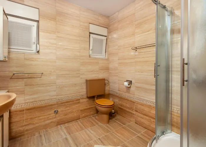 Apartment In Rab With Wifi *