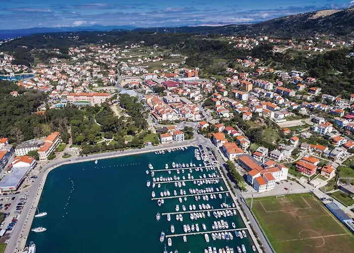Apartman In Rab With Wifi *